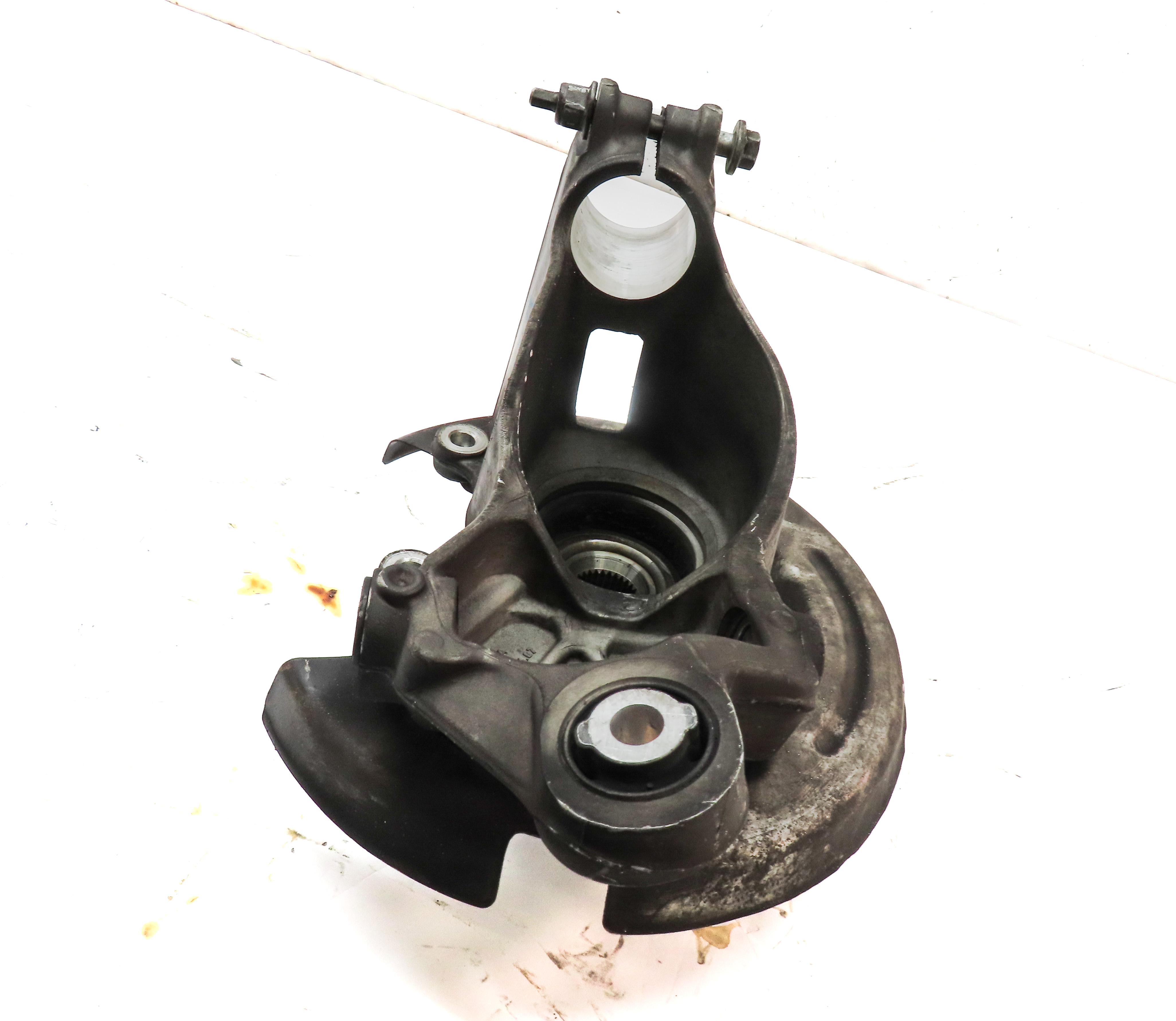 12-19 RANGE ROVER EVOQUE (L538) LEFT DRIVER REAR SPINDLE KNUCKLE w/ AXLE SHAFT — exact item pictured